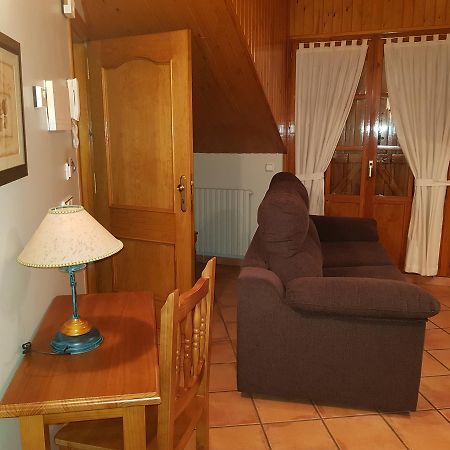Aparta-Hotel Puertolas Escuer Εξωτερικό φωτογραφία