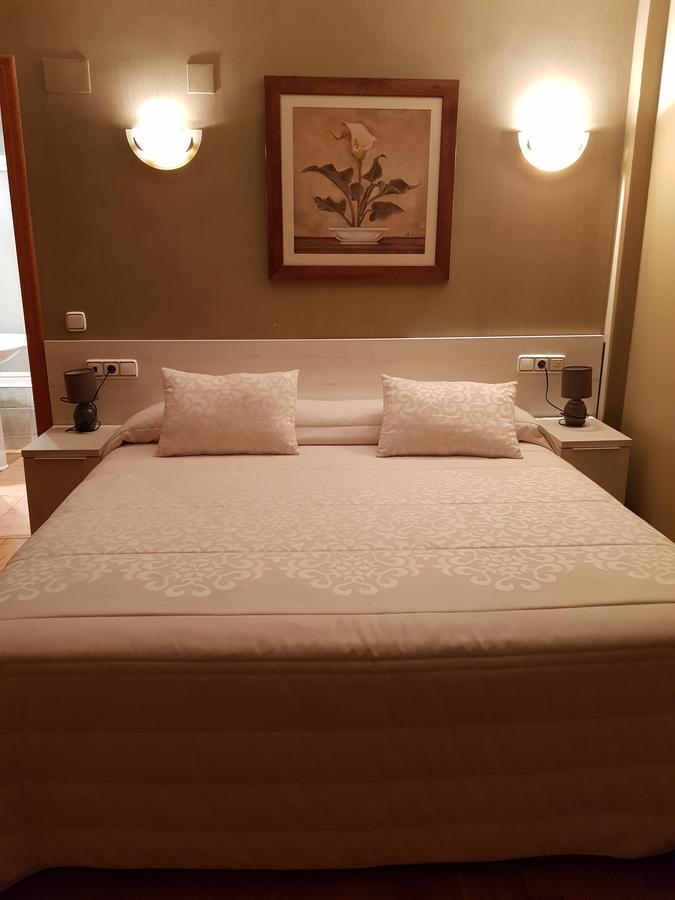 Aparta-Hotel Puertolas Escuer Εξωτερικό φωτογραφία